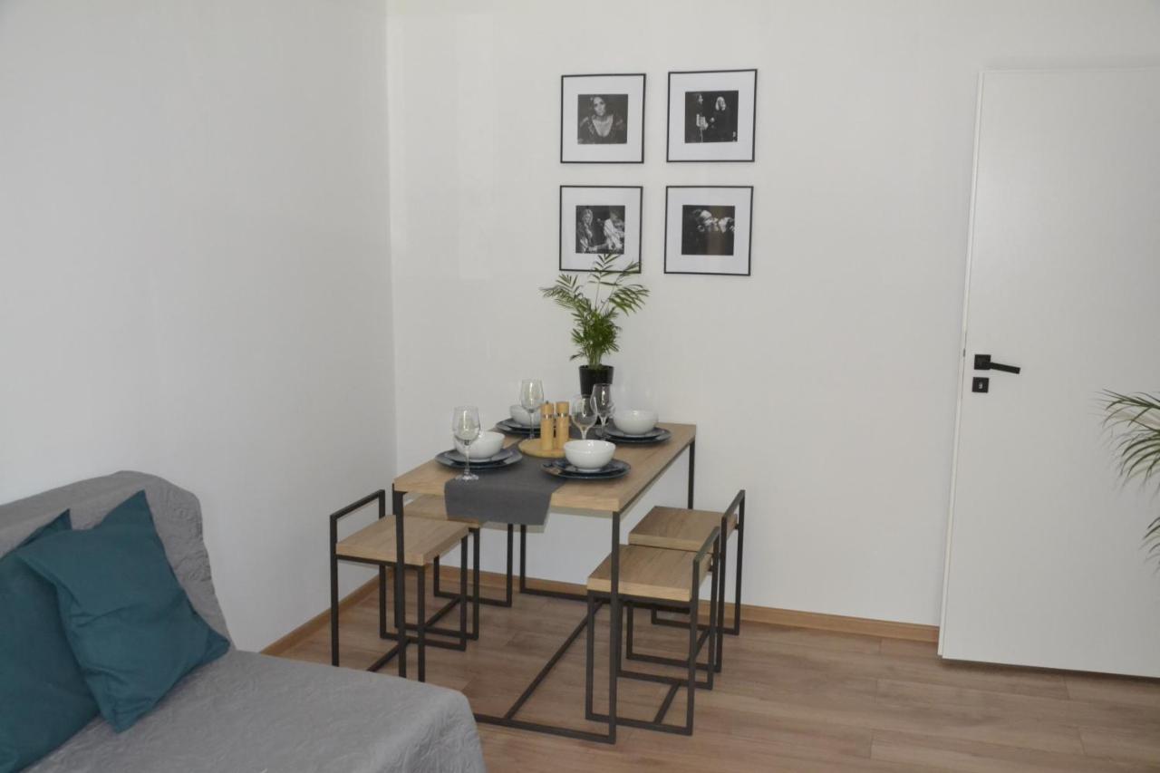 Appartement N17 Apartament à Cracovie Extérieur photo